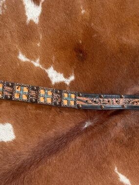 Blingy fun western belt! Size small.